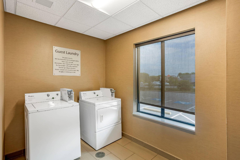 Bathroom 5, Comfort Inn & Suites Gap Amish Country, Lancaster