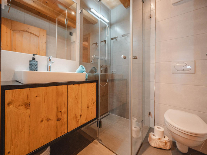 Bathroom 4, Apartment Motzerngut, Zell am See