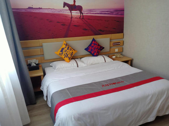 Bedroom 5, Jun Hotel Shaanxi Baoji Weibin District Guangyuan Road, Baoji