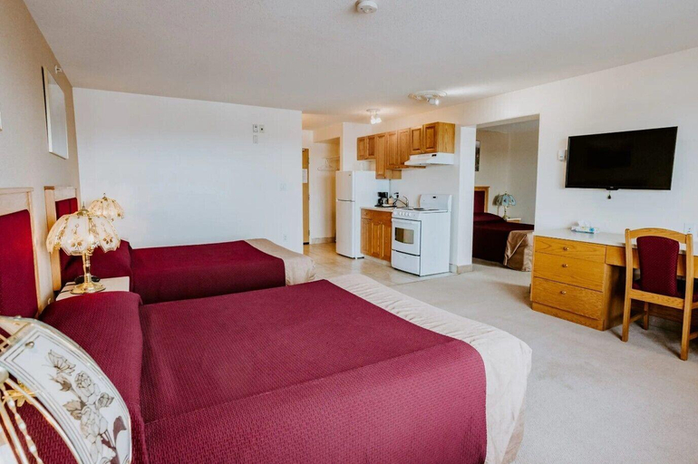 Others 5, New Imperial Suites, Division No. 13