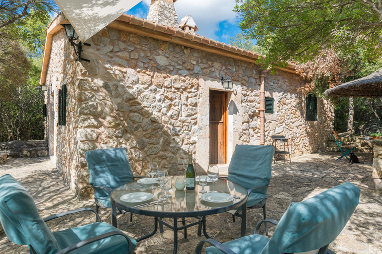 Others 2, CASA DE PIEDRA, Baleares