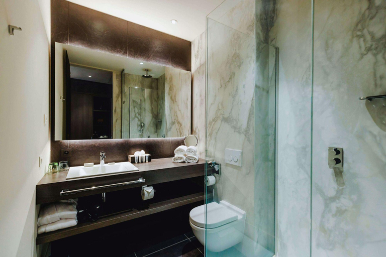 Bathroom 4, Terhills Hotel, Limburg