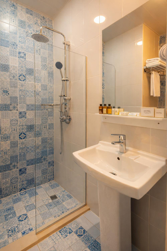 Bathroom 4, Moss Art Boutique Hotel, Baku