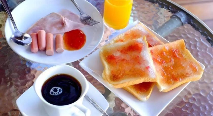 Food & Drinks 5, Ladawan Boutique Hotel, Bang Saphan
