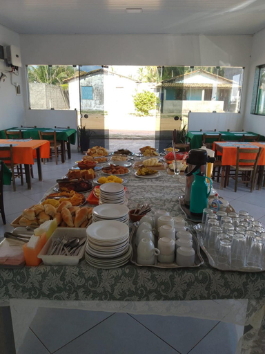 Food & Drinks