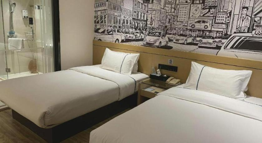 Bedroom 2, City Comfort Inn Hechi Du'an Wenti Square, Hechi