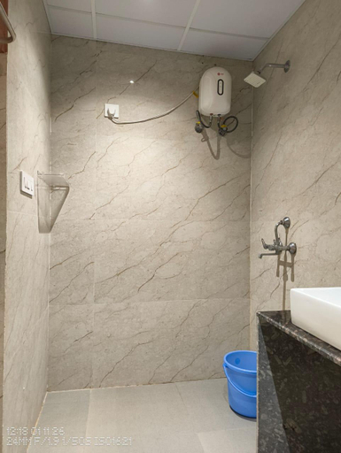 Bathroom 5, Ravira Resort, Sitapur