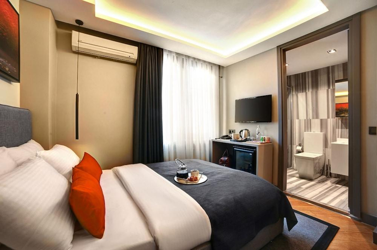Bedroom 4, The Capital Suites, Beşiktaş