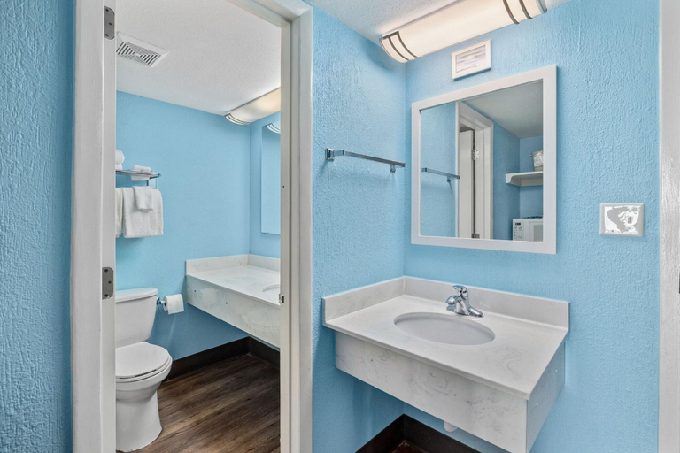 Bathroom 4, North Shore Oceanfront Resort Hotel, Horry