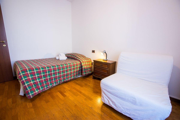Bedroom 3, RELAX locazione turistica, Rovigo