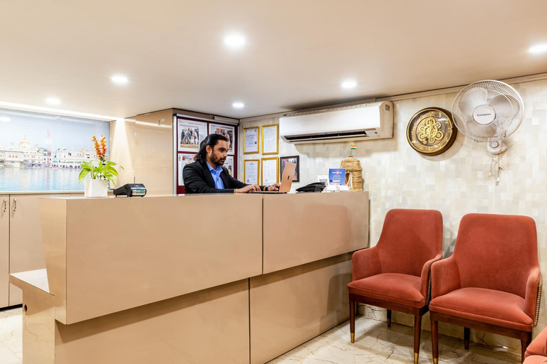 Public Area 2, Hotel Picasso Naraina, Delhi