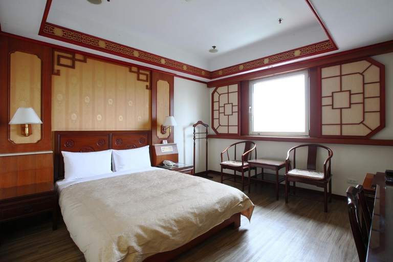 Bedroom 3, Hua Du Hotel, Keelung