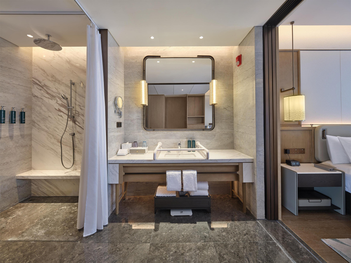 Bathroom, Hilton Jiashan, Jiaxing