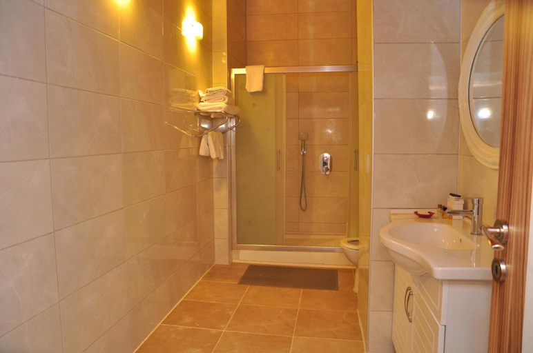 Bathroom 5, Helen Troya Hotel Geyikli, Ezine
