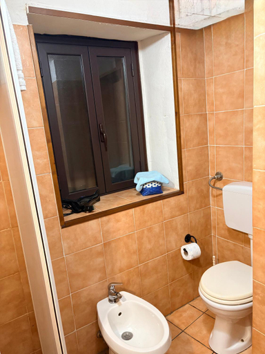 Bathroom 3, Casa Benedettini tourist apartment Catania centro storico, Catania