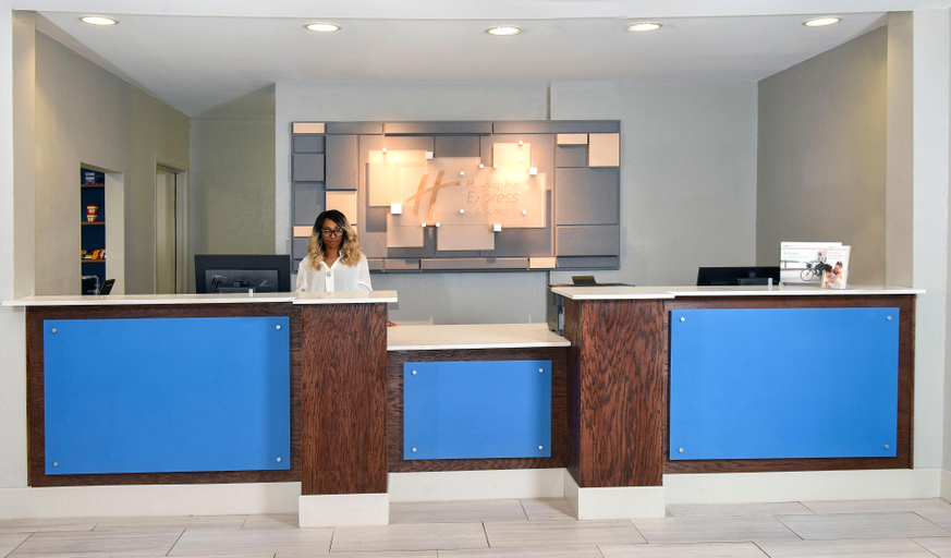 Public Area 2, Holiday Inn Express & Suites SELMA by IHG, Dallas
