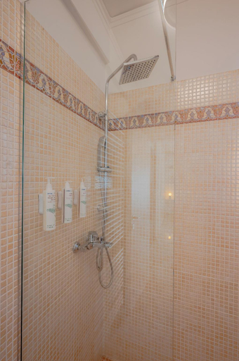 Bathroom 3, Apeiron Athena Residences, Attica