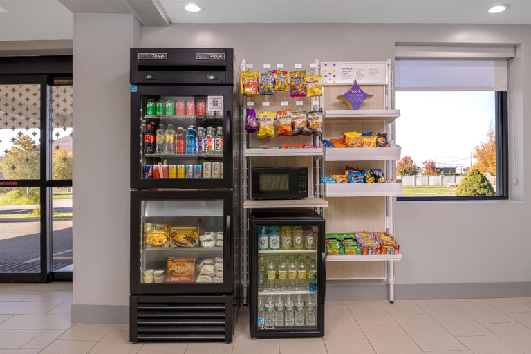 Food & Drinks 2, Spark by Hilton Fishkill, Dutchess