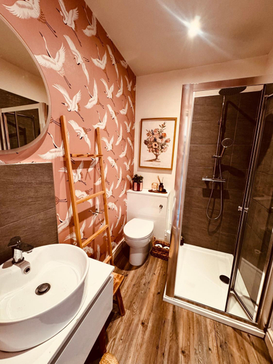 Bathroom 3, Mor Heli Guest House Criccieth, Gwynedd