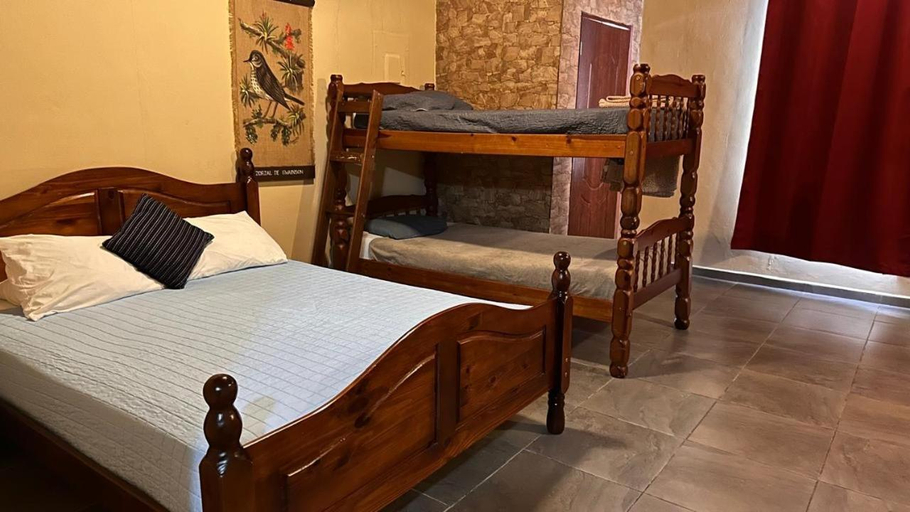 Bedroom 2, Hotel La Serrania, Boquete