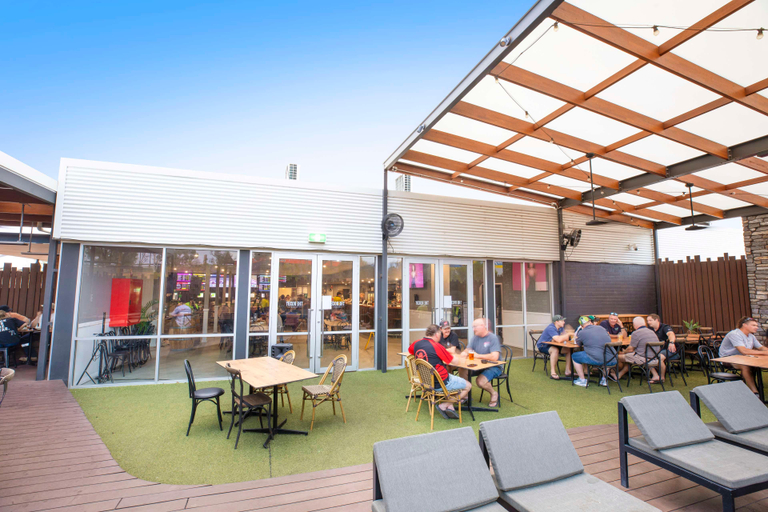 Food & Drinks 4, Roxby Downs Motor Inn, Roxby Downs