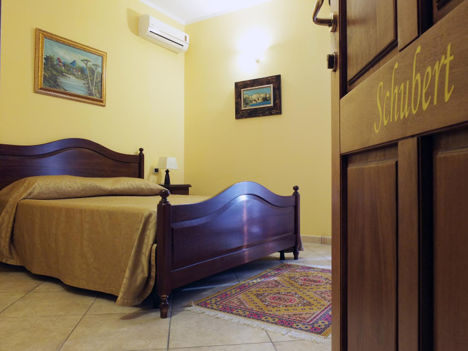 Bedroom 1, Villa Musica, Lecce