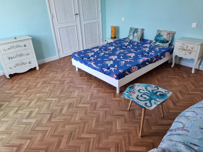 Bedroom 3, Kaly, Pas-de-Calais