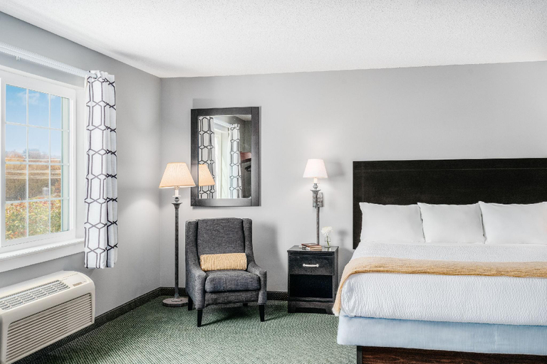 Bedroom 3, Hotel One75, Madison
