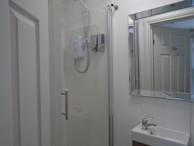 Bathroom 2, Redhouse, Wiltshire