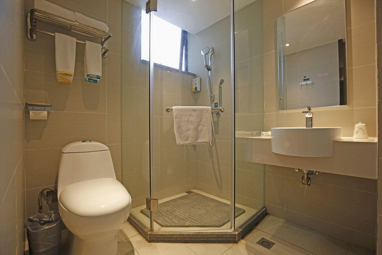 Bathroom 4, City Comfort Inn Chengdu Longquanyi District Beijing Road, Chengdu