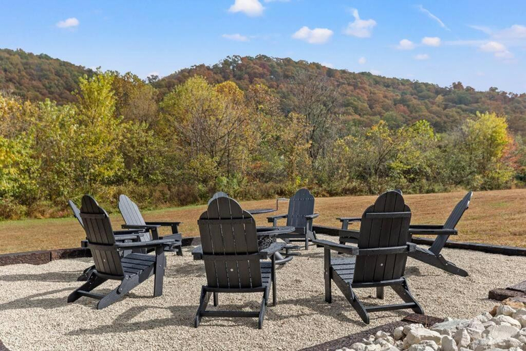 3, New Barndo/Private River Access/ 2 Private Hot Tub, Powell