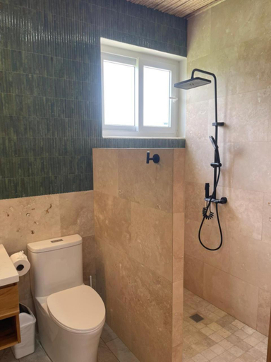 Bathroom 4, Malibu at Pacific Marlin, Tola