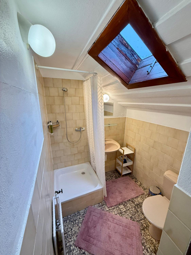 Bathroom 3, Chata Amalka, Semily