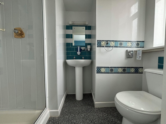 Bathroom, Three Palms Hotel, Torbay