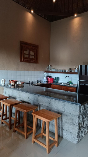 Food & Drinks 3, Villa Tepi, Gianyar
