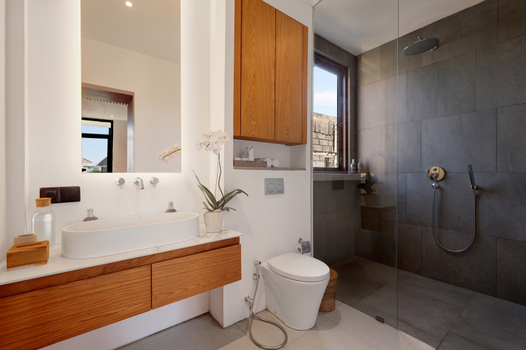 Bathroom 5, Aquamarine Villa 15A, Badung