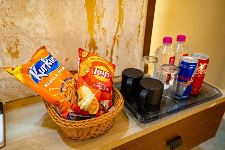 Food & Drinks 5, V S Residency Hotel, Varanasi