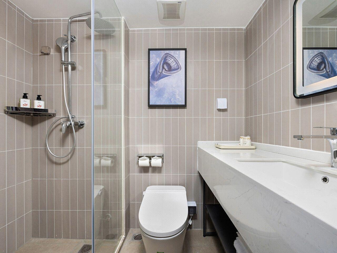 Bathroom 4, Jinjiang Inn Shenzhen Airport, Shenzhen