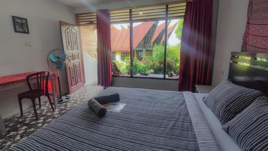 Bedroom 2, Leokap Homestay, Samosir