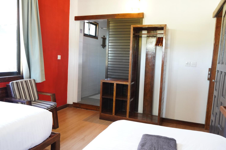 Bedroom 2, Jamburae Lodge, South Nias