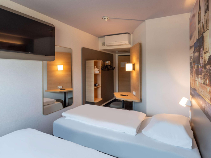 Bedroom 3, B&B HOTEL Magdeburg-Barleben, Börde