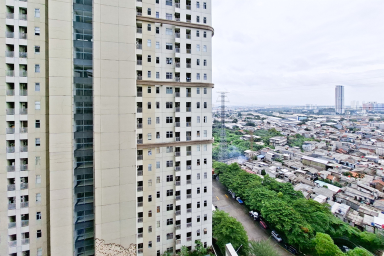 Others 3, Comfortable and Compact 1BR at Apartment Vittoria Residence By Travelio, West Jakarta