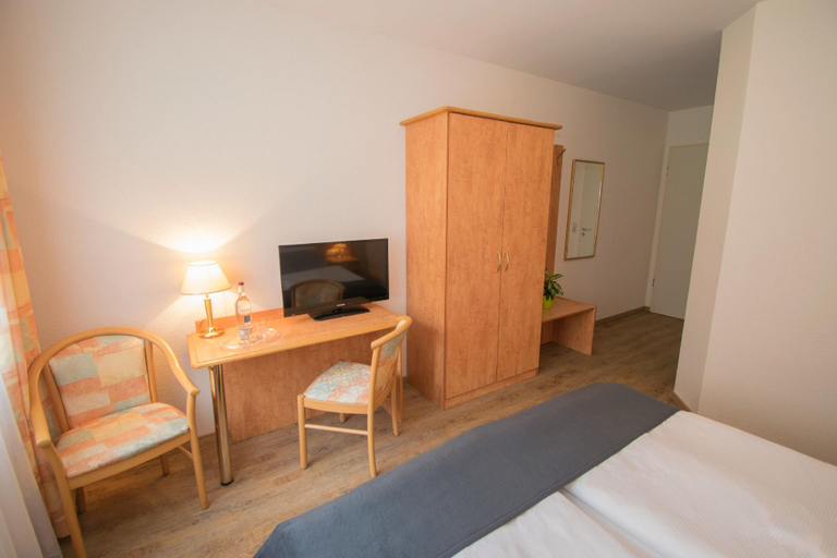 Bedroom 4, Landhotel Ringelsteiner Muhle, Cochem-Zell
