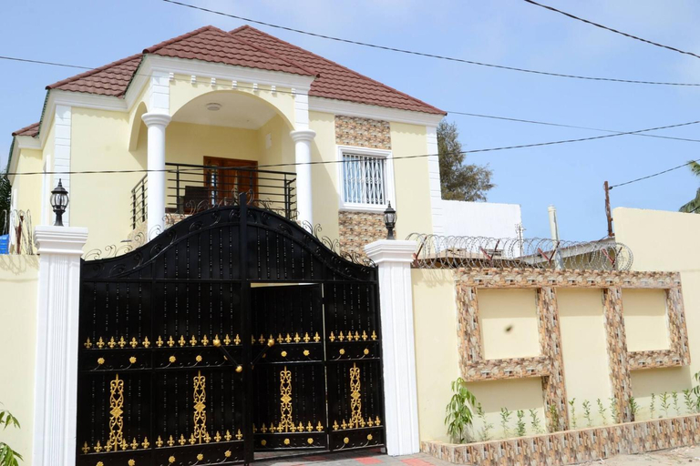 5, Janhas Senegambia Villa rental 3 with free wi-fi, Kombo Saint Mary