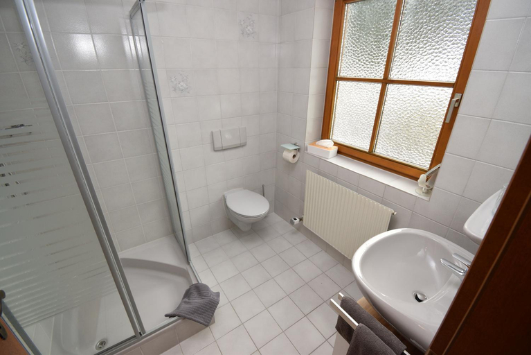 Bathroom 3, Landhaus Bichlbach, Reutte