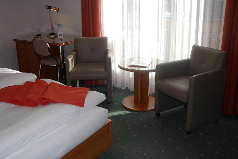 Bedroom 2, Elite, Visp