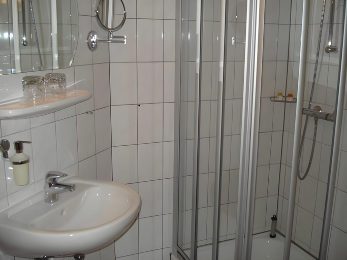 Bathroom 4, Panorama Hotel am Frankenstein, Wartburgkreis