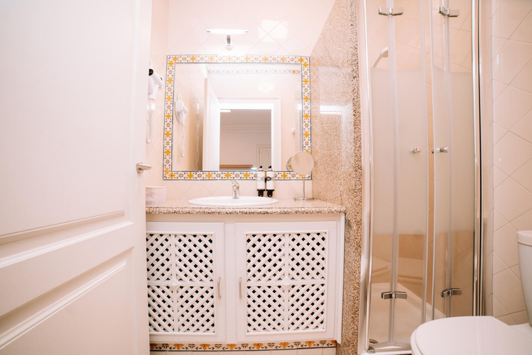 Bathroom 3, Solar das Boucas by Quantique, Amares