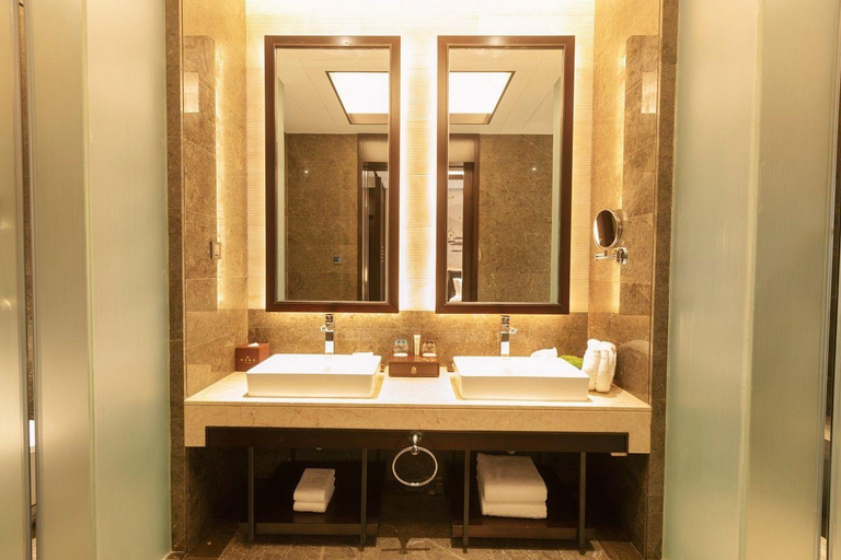 Bathroom 5, ZHI JIN hotel, Bijie