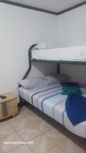 Bedroom 2, Cabinas Smith 2, Talamanca